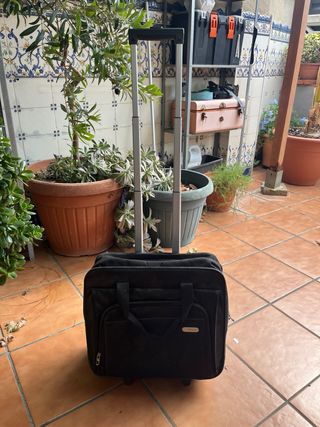 Maletín Tangus tela negro con ruedas