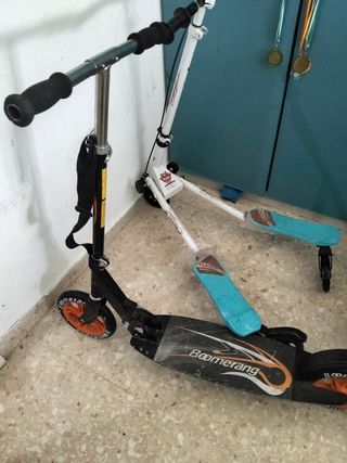 Patín 3 ruedas Boomerang poco uso
Se venden juntos