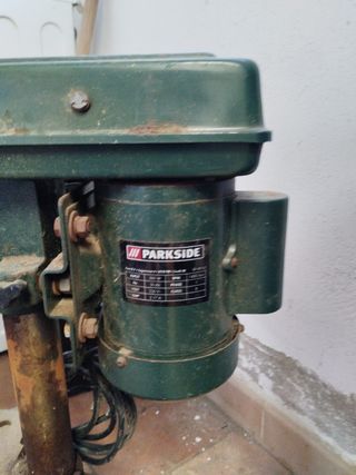 Taladro de columna Parkside PTBM 500 A1