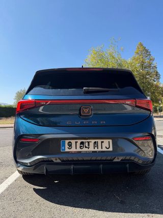 CUPRA Born 2024 58 kWh 231 CV
