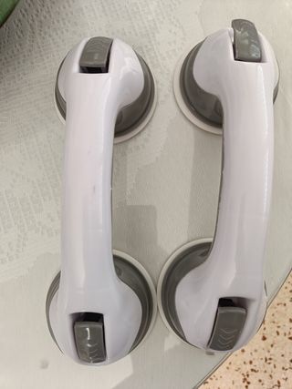 2 Agarraderas para baño con ventosa