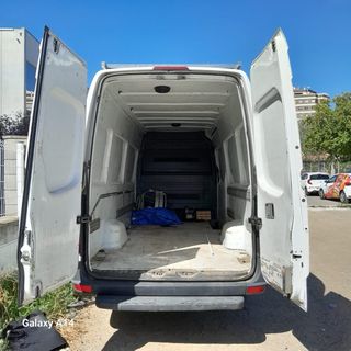Mercedes-Benz Sprinter 2012