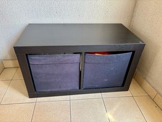 Mueble organizador con 2 cubos
