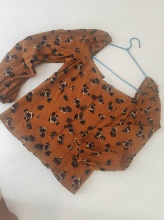 Blusa manga abullonada floral