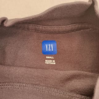 Yeezy Gap Dove Longsleeve Tee Gris Paloma (S - M)