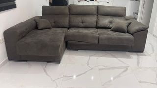 Sofá chaise longue marrón/gris