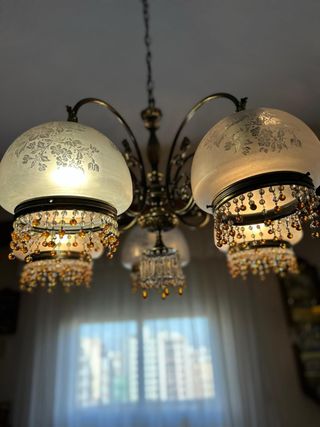 Lámpara de salón estilo antiguo