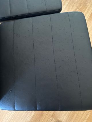 Mesa de comedor de cristal y sillas