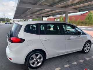Opel Zafira Tourer 2015