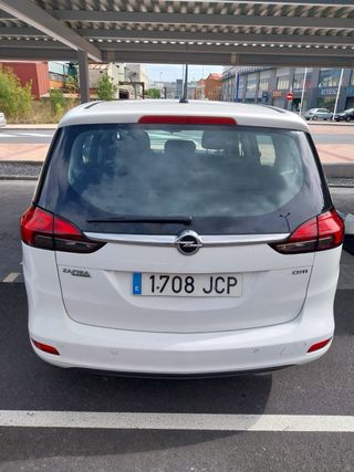 Opel Zafira Tourer 2015