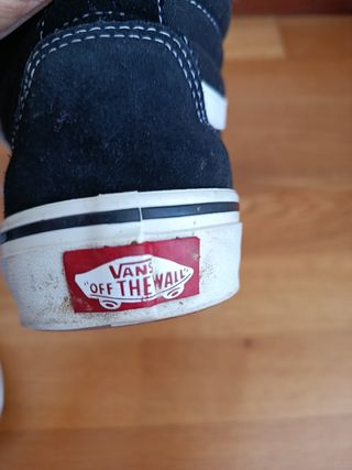 Zapatillas Vans SK8-Hi Negras y Blancas