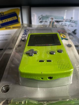 Game Boy Color Verde - Super Survival Pack