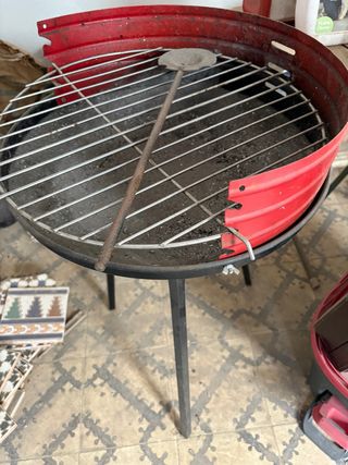 Barbacoa portátil armada