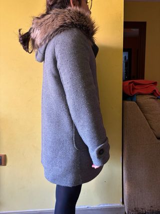 Abrigo niña Zara gris con capucha Talla 13/14