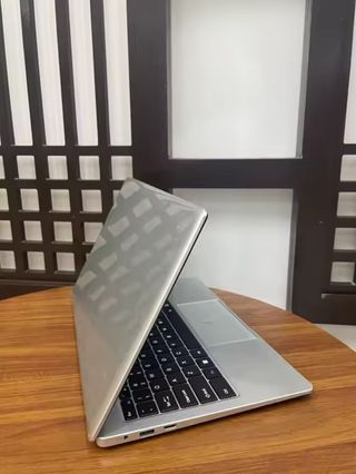 Portátil Lenovo 14.1 16GB Windows 11 Intel