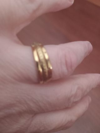 Anillo dorado