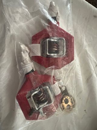 Pedales mixtos C/ y S/ calas