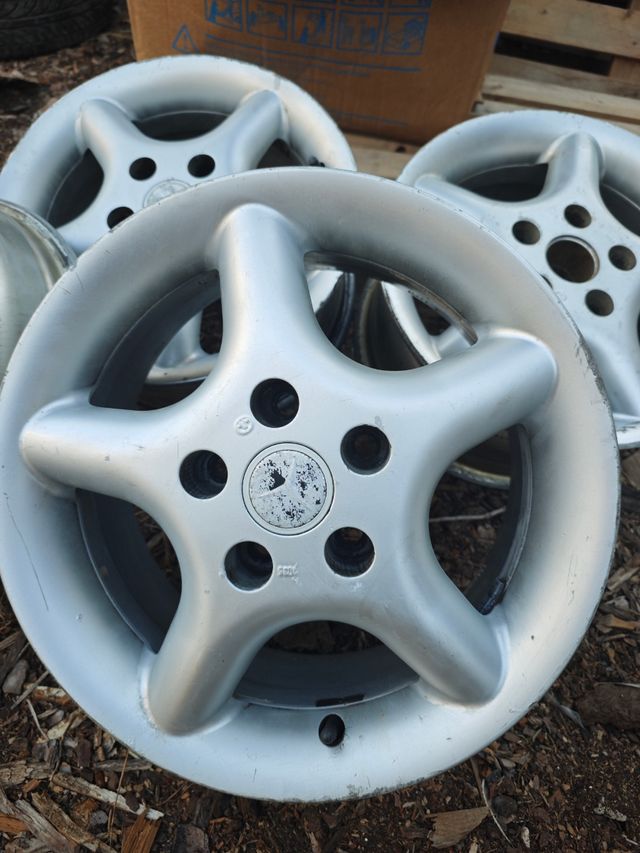 Llantas Mercedes Benz w201