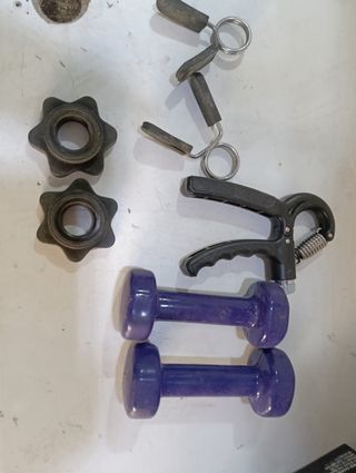 Pesas y barras gimnasio