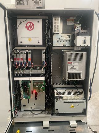 Centro Mecanizado Haas DM-2