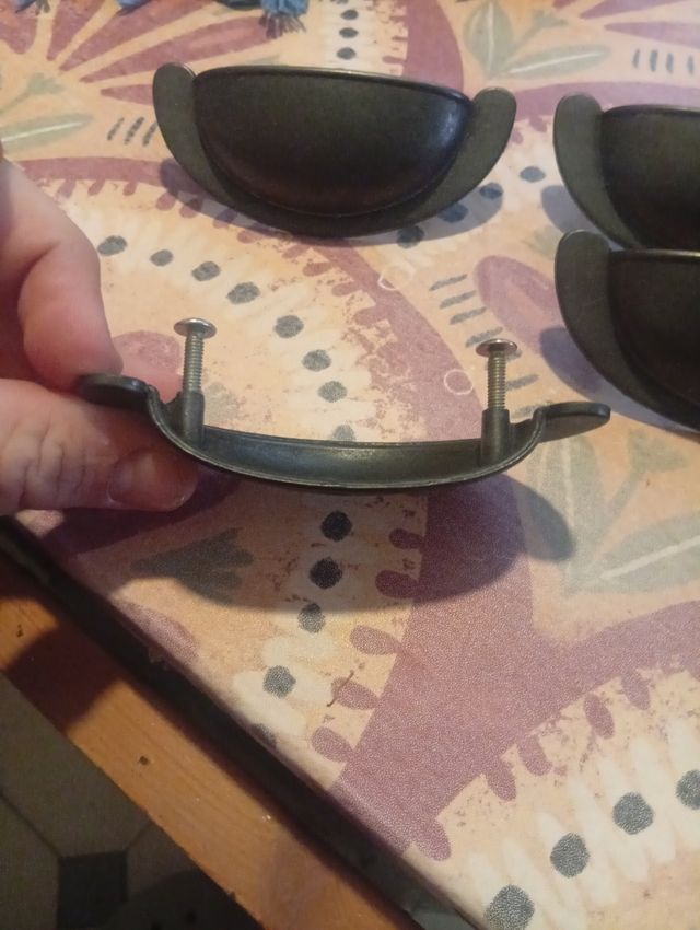 Tiradores negros metálicos Ikea (4 unidades)