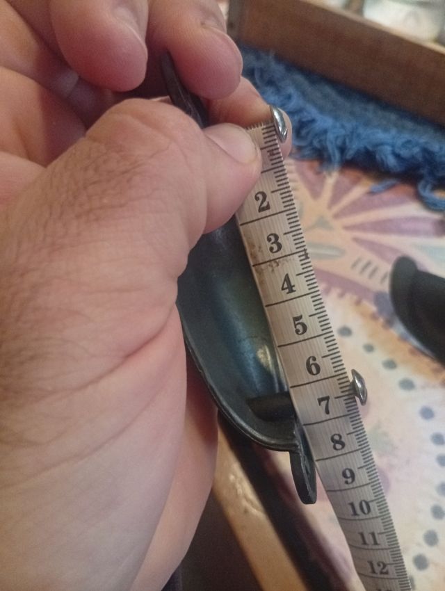 Tiradores negros metálicos Ikea (4 unidades)