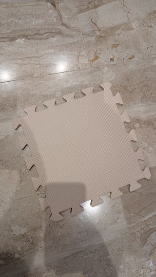 Suelo puzzle bebé 40 piezas 30x30cm