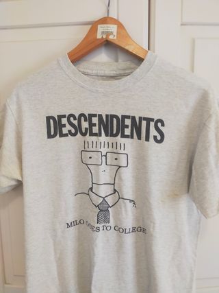 Camiseta Descendents Milo Goes to College Talla M