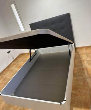 Canapé 135x190cm en stock
