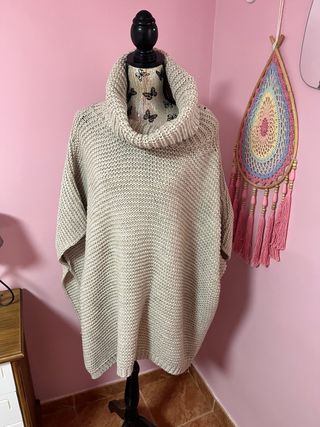 Poncho Oversize Mujer Beige