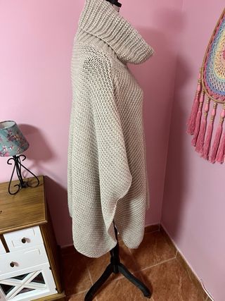 Poncho Oversize Mujer Beige