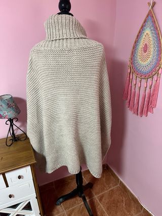 Poncho Oversize Mujer Beige