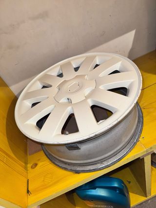 Llantas Renault 16 Pulgadas 5 Tornillos