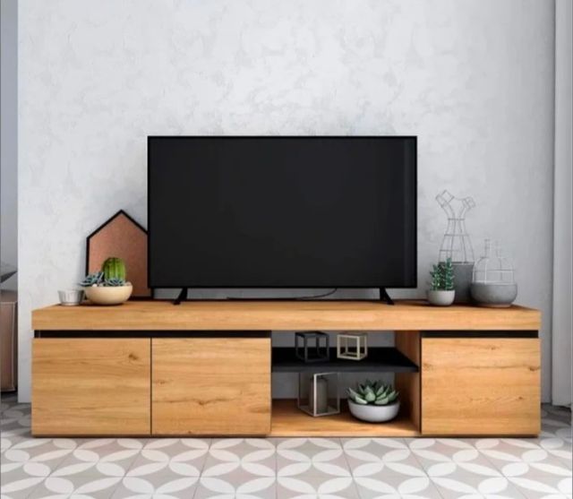 Mueble TV madera con tara frontal