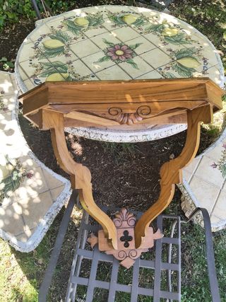 Consola de madera rústica