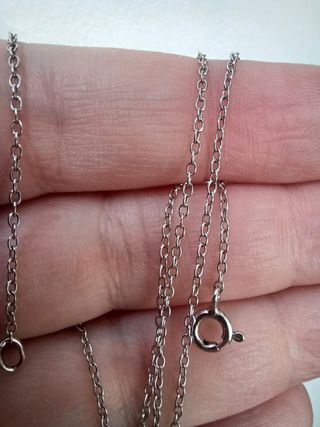 Cadena de plata