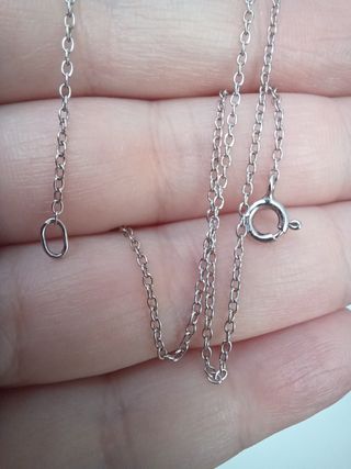 Cadena de plata