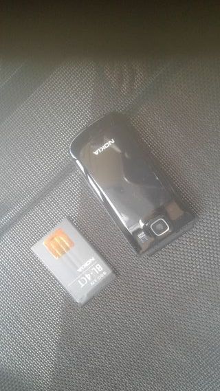 Nokia 2720 fold ufficiale garanzia italia