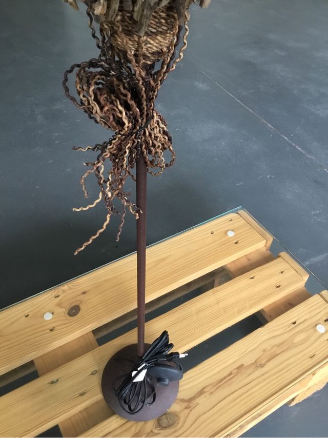 Lampada da terra design unico