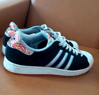Zapatillas Adidas Superstar Negras y Azules