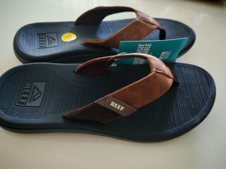 Chanclas Reef Santa Ana Marrones y Negras