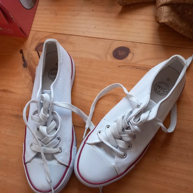 Bambas NYC blancas. talla 38. REBAJO 8€