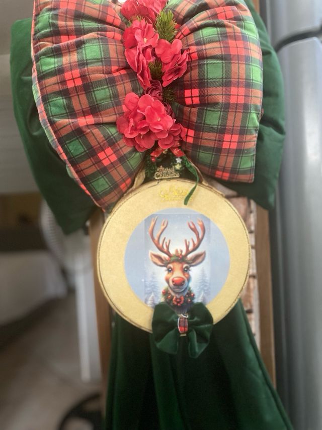 Fiocco decorativo con tamburo e renna