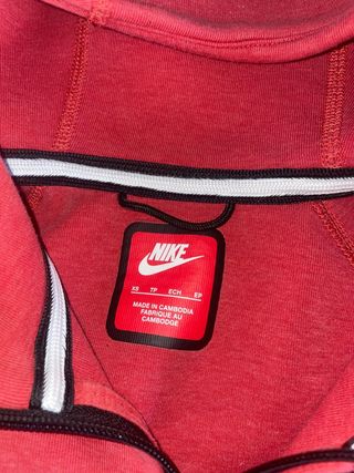 Conjunto Nike Tech Fleece Rojo