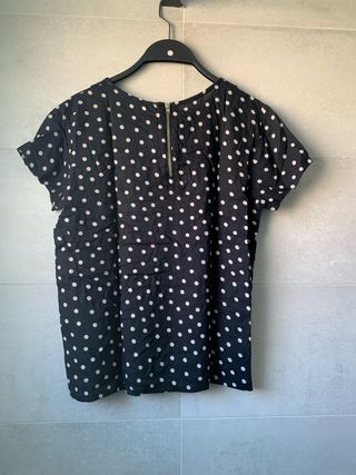 Camiseta Zara lunares cuello Peter Pan