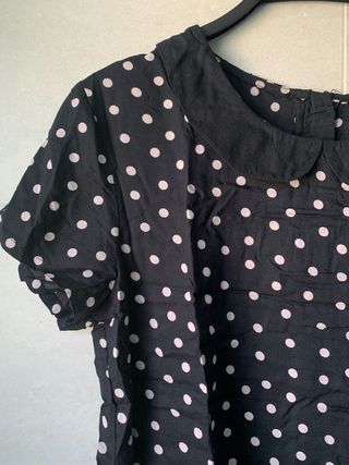 Camiseta Zara lunares cuello Peter Pan