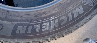 Michelin 225/60 R17 99V Neumático