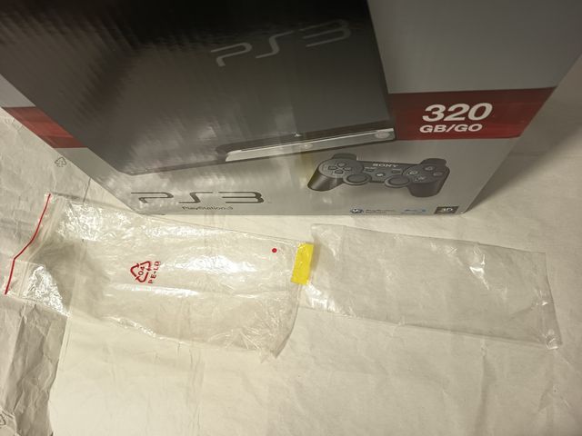 Cambio o vendo Caja PS3 Edición Cars 320 GB