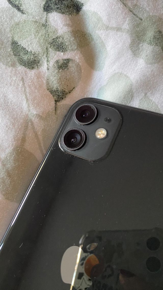 iPhone 11 64GB Negro