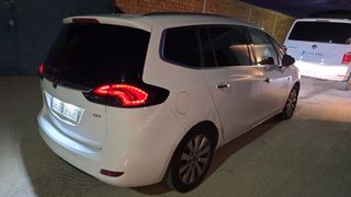 Opel Zafira Tourer 2013